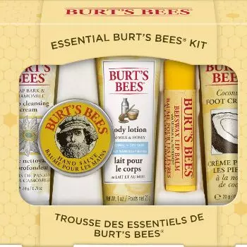 Burt's Bees 必备旅行产品，包括润唇膏